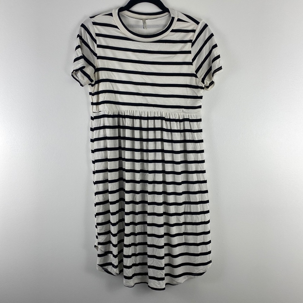 Bellamie Black White Striped Dress Size Small Short Sleeve Basic Scoop neck
